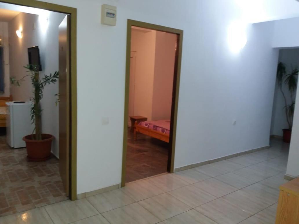 Cazare Eforie Nord, Plaja Acapulco, Garsoniere Four Studios, Bucatarie Comuna, Baie Proprie, Etaj 4, Fara Lift Exteriör bild